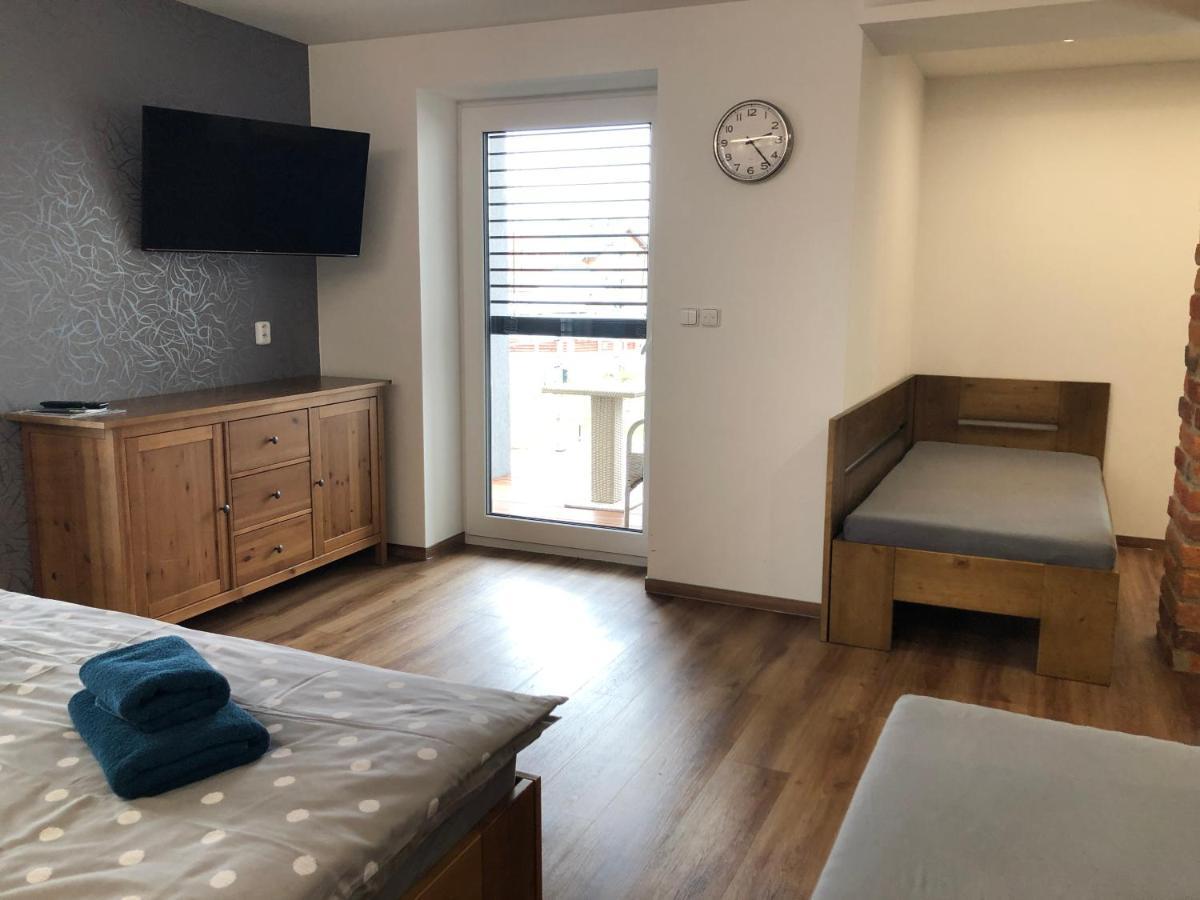 Anico Apartmany Dolni Benesov Экстерьер фото