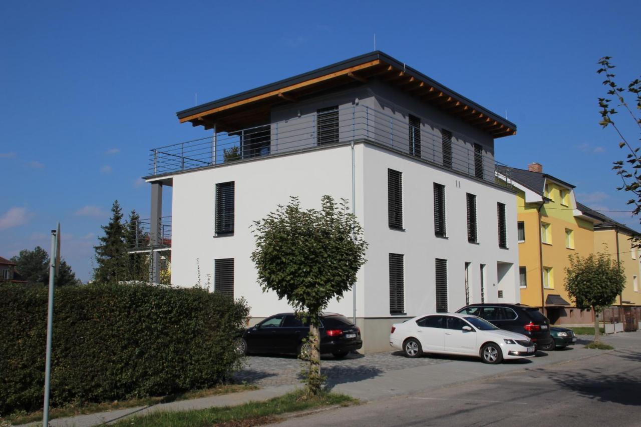 Anico Apartmany Dolni Benesov Экстерьер фото